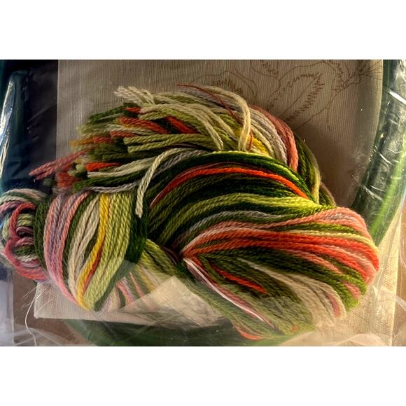 Better Homes & Gardens 1983 Craft Kit - BUNNY by Janlynn  with Oval Frame - Picture 6 of 6